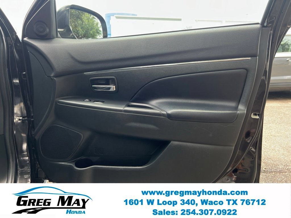 Used 2016 Mitsubishi Outlander Sport SEL FWD image 12