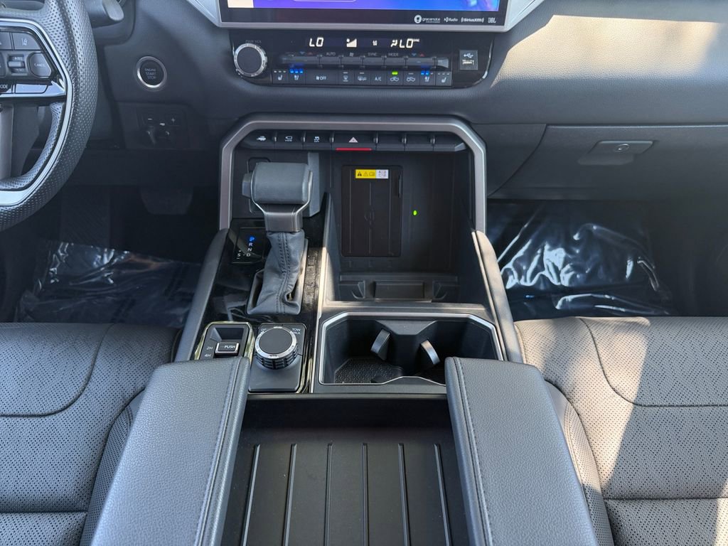 Used 2024 Toyota Tundra Limited image 15