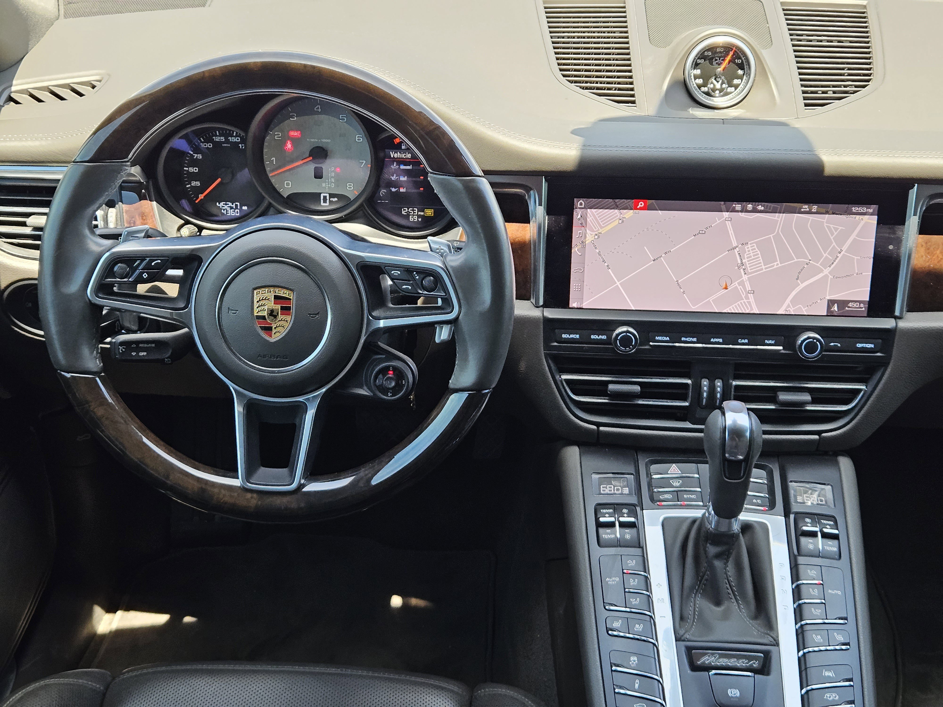 Certified 2020 Porsche Macan S AWD/4WD image 26