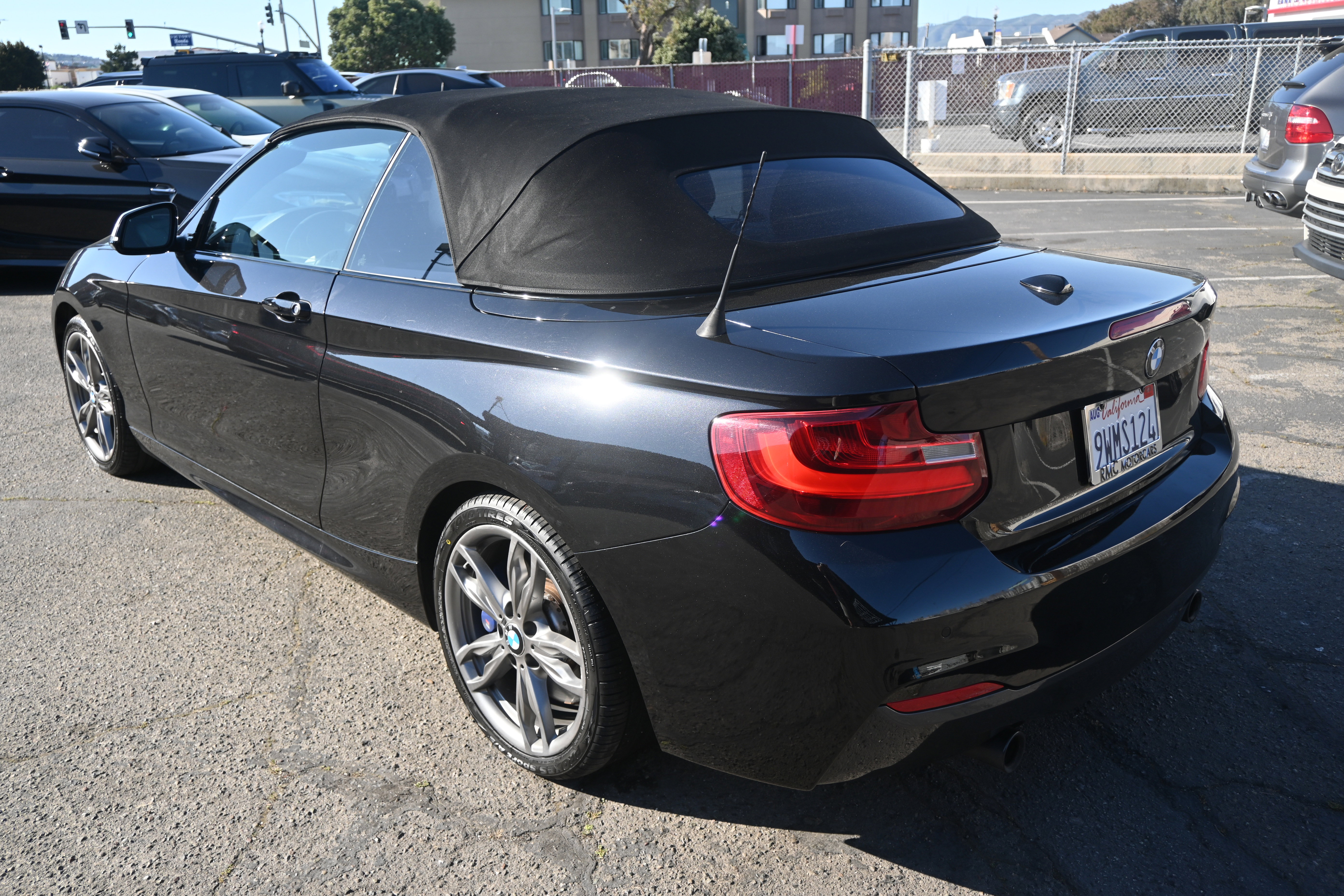 Used 2015 BMW M235i 2dr Conv M235i RWD image 4