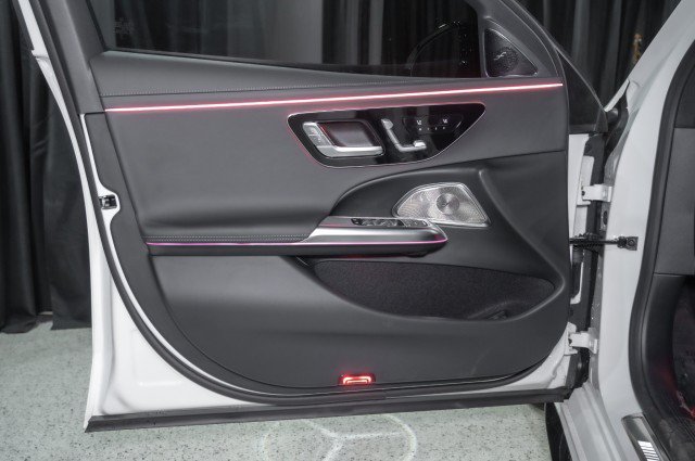 New 2026 Mercedes-Benz E 53 AMG e 4MATIC Sedan image 11