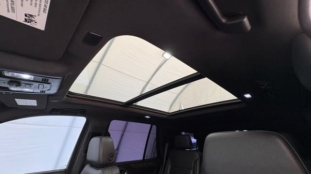 Used 2021 Chevrolet Tahoe Z71 w/ Max Trailering Package AWD/4WD image 51