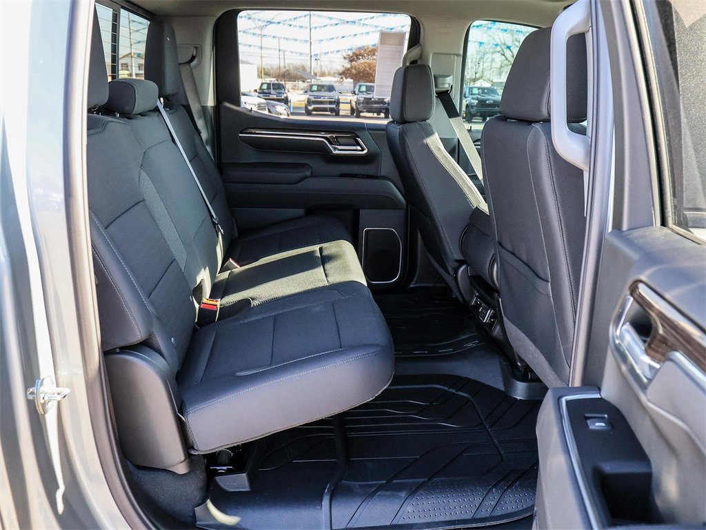 New 2026 Chevrolet Silverado 1500 LT w/ LPO, Dark Essentials Package image 20