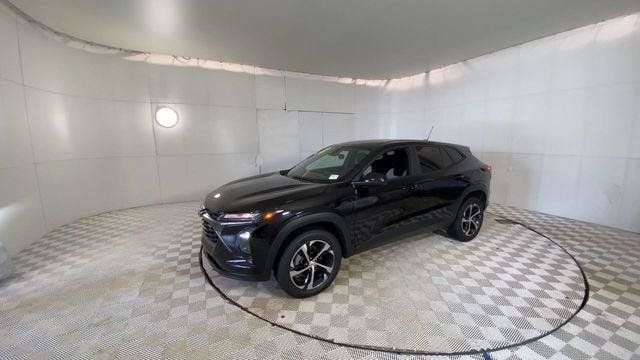Used 2024 Chevrolet Trax RS w/ Driver Confidence Package FWD image 8