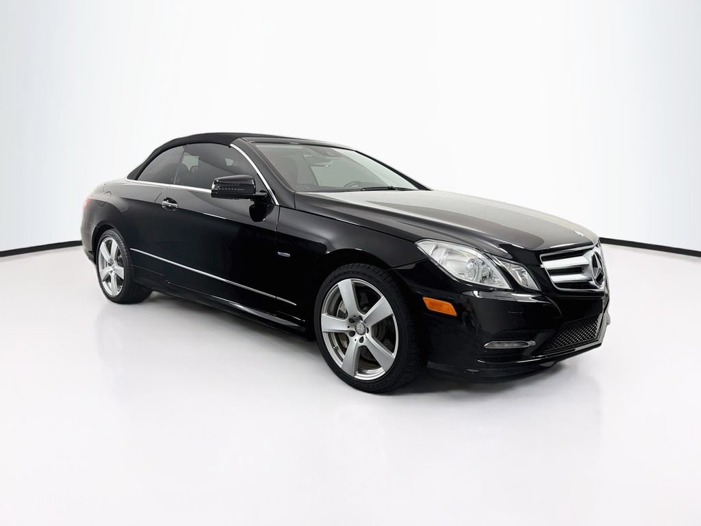 Used 2012 Mercedes-Benz E 550 Cabriolet image 2