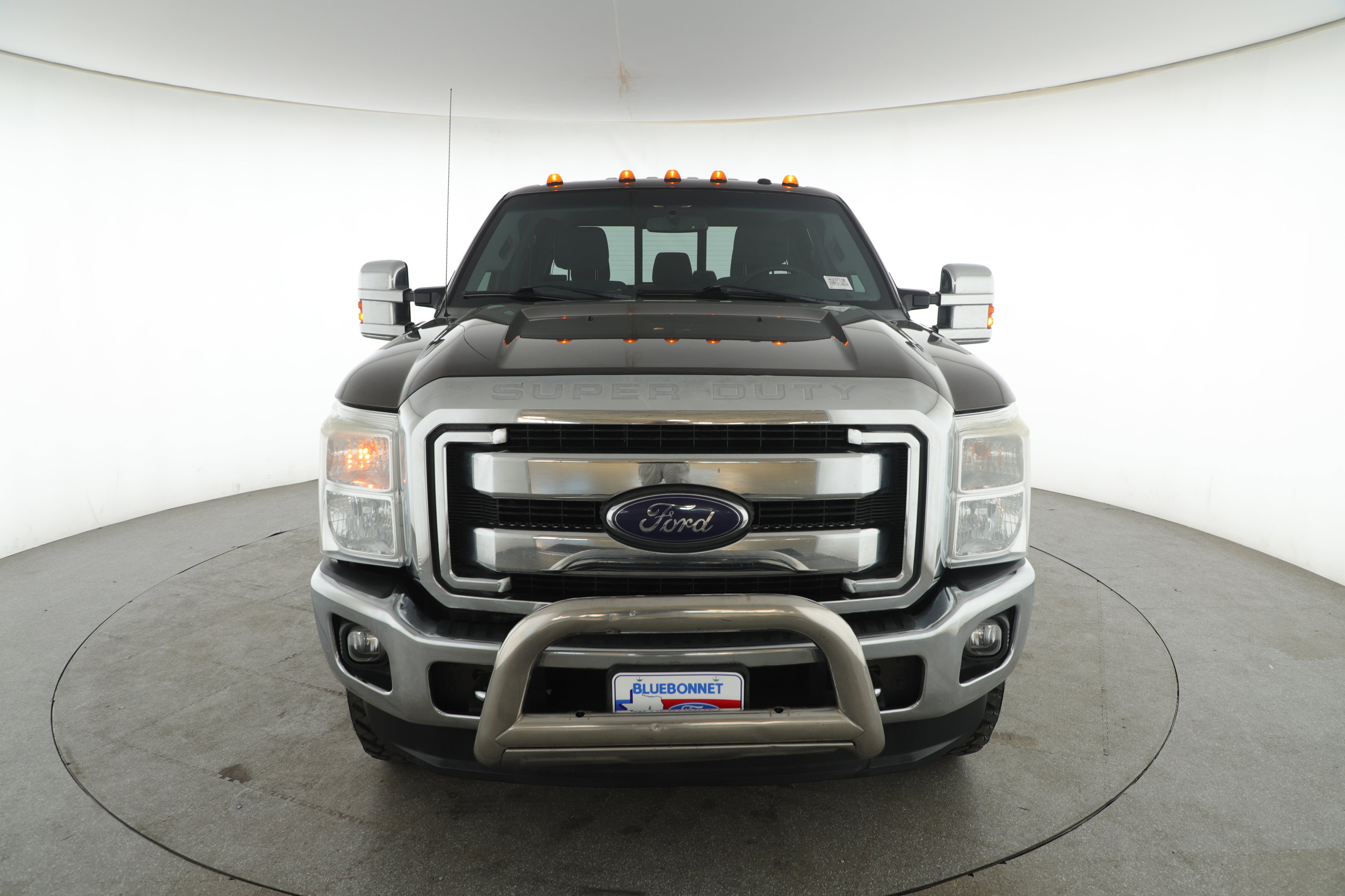 Used 2016 Ford F250 XLT w/ XLT Premium Package image 2