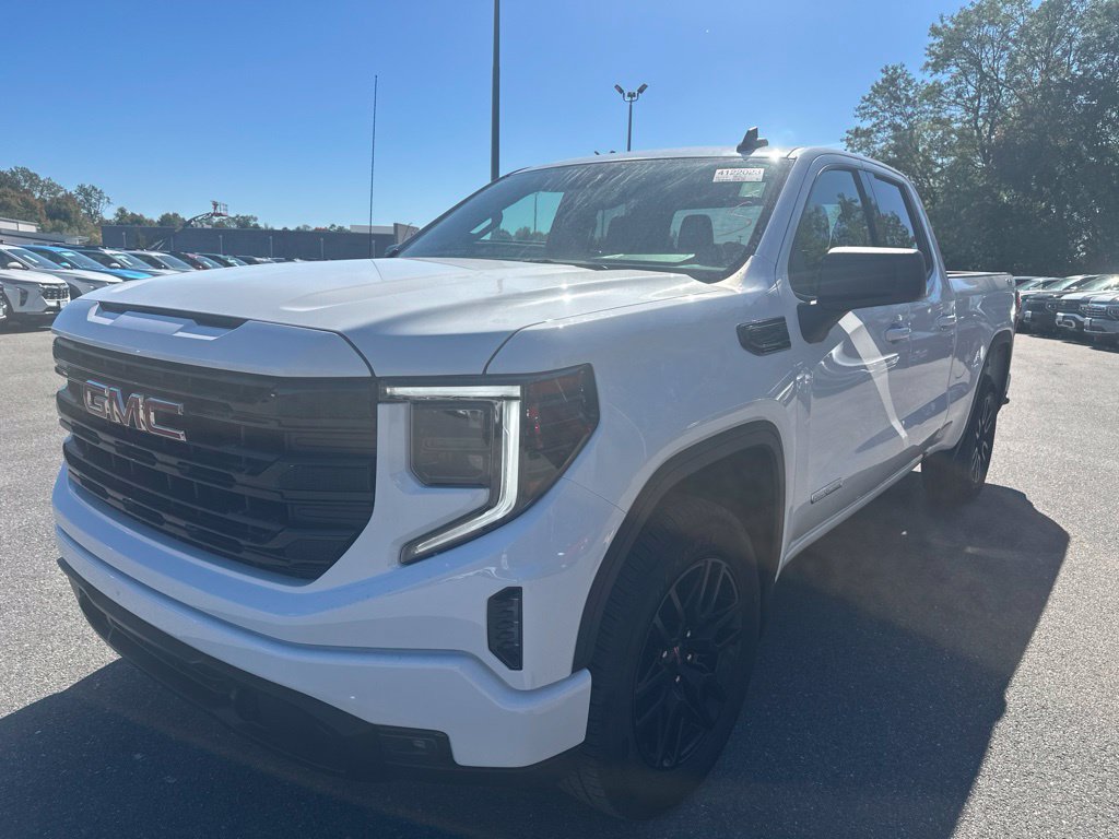 Used 2023 GMC Sierra 1500 Elevation AWD/4WD image 1