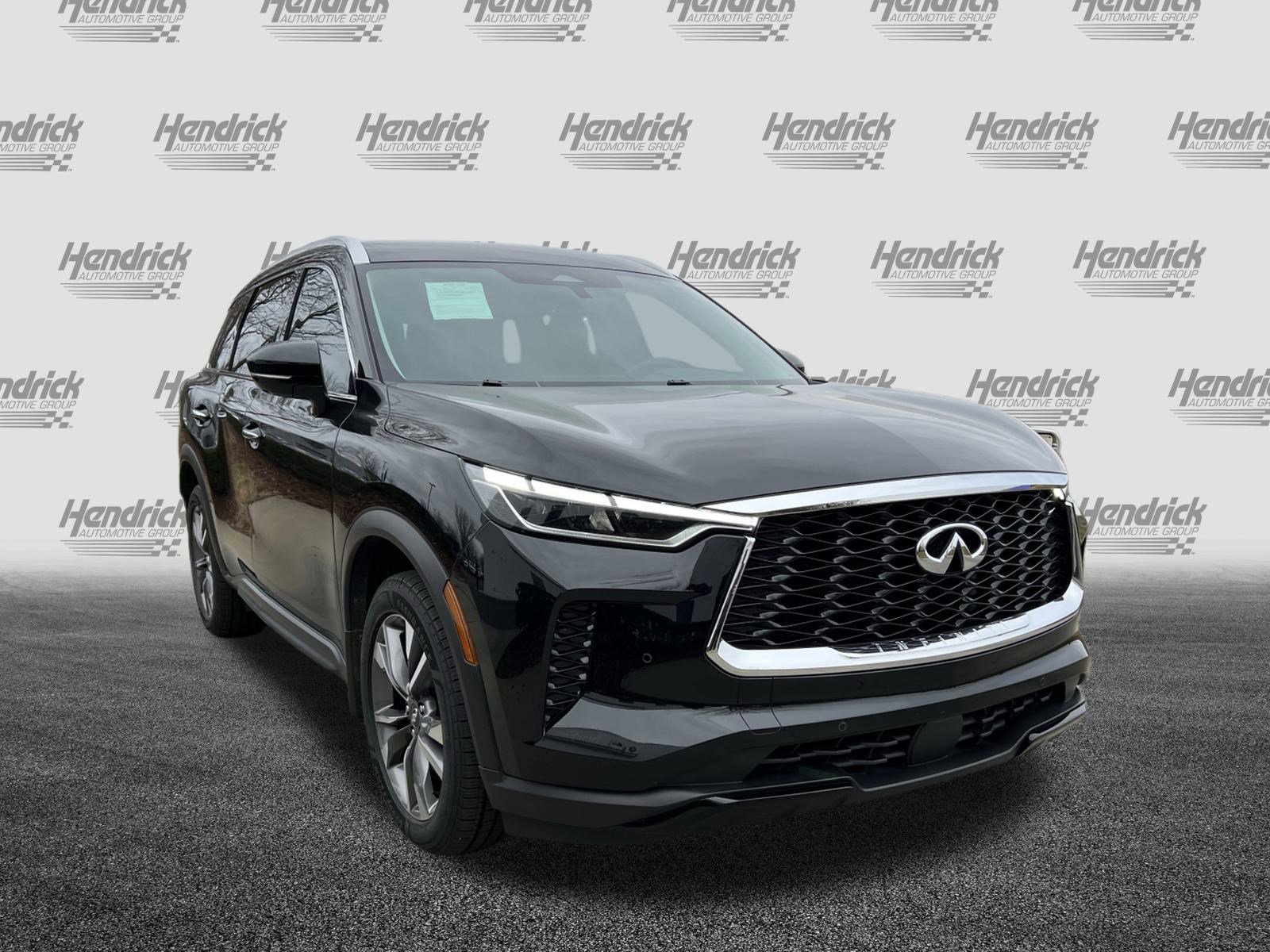 Used 2023 INFINITI QX60 Luxe image 2