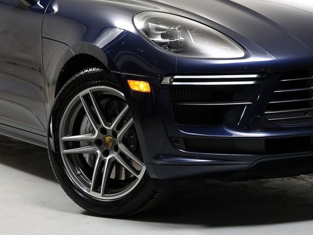 Used 2020 Porsche Macan Turbo image 3