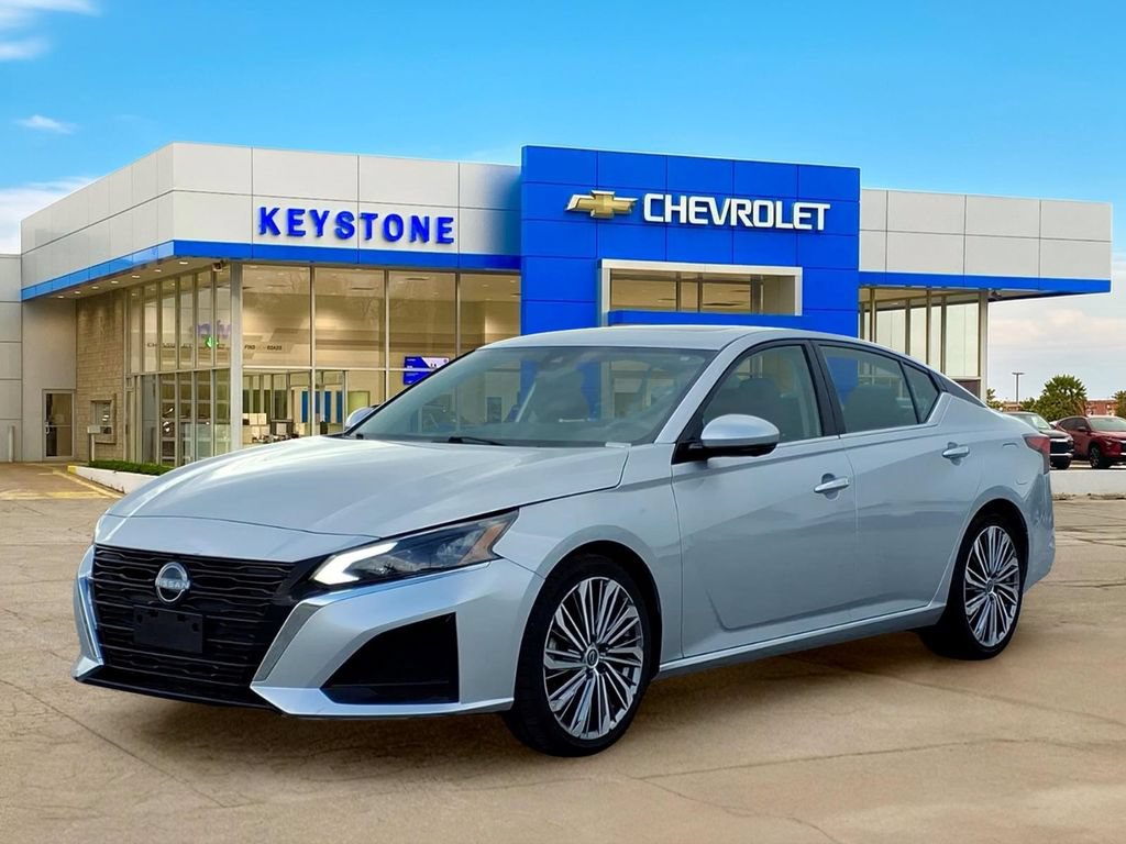 Used 2023 Nissan Altima 2.5 SL FWD image 3