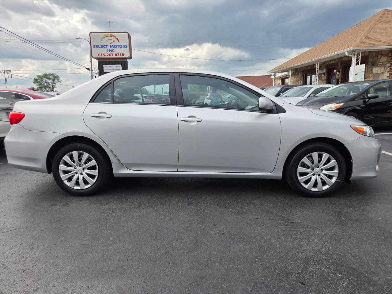 Used 2012 Toyota Corolla LE FWD image 6