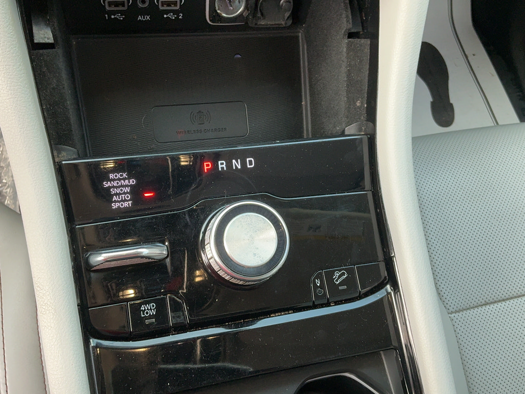Certified 2021 Jeep Grand Cherokee L Overland w/ Luxury Tech Group IV AWD/4WD image 28