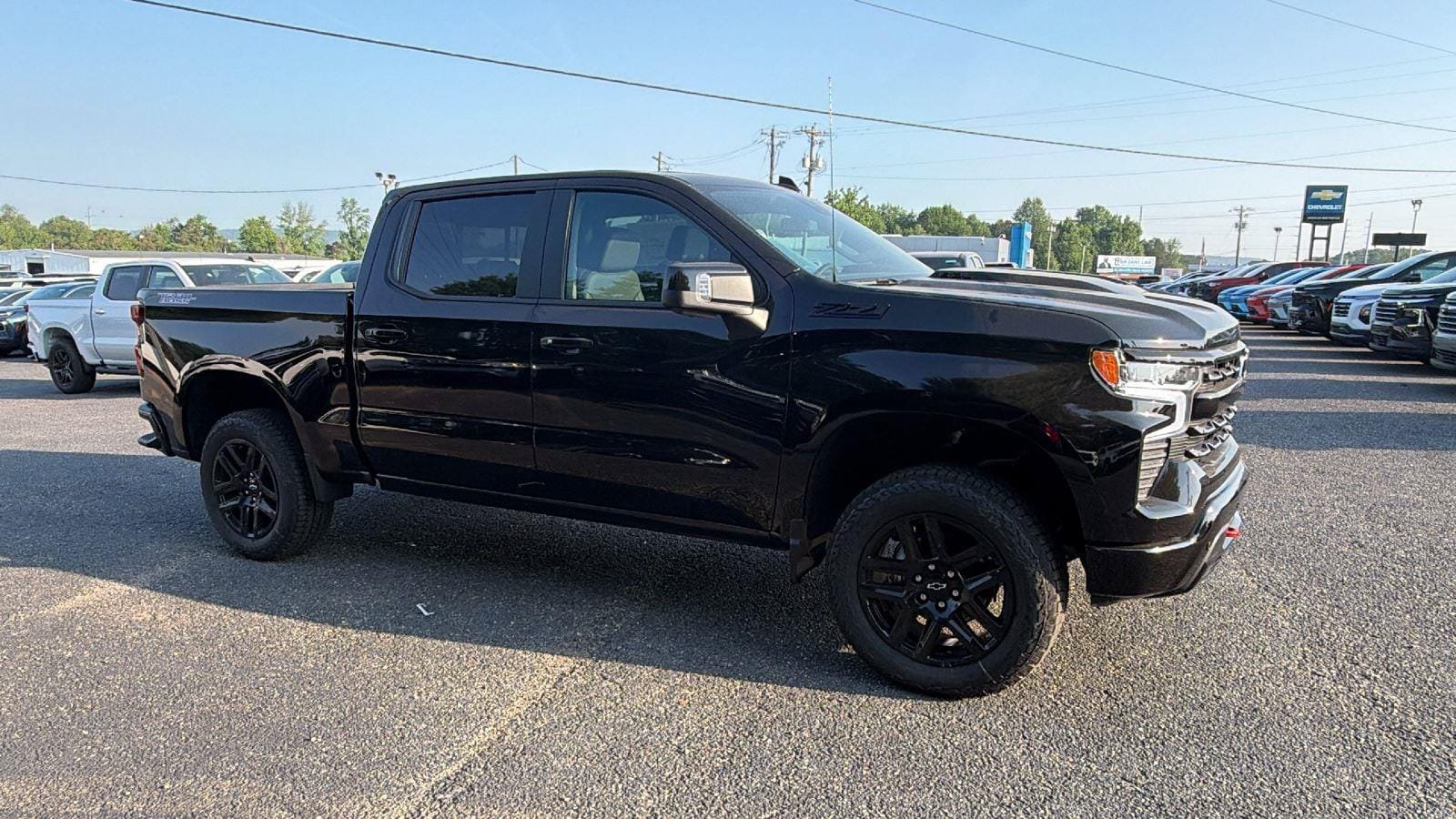 New 2026 Chevrolet Silverado 1500 LT Trail Boss w/ LT Trail Boss Premium Package AWD/4WD image 3