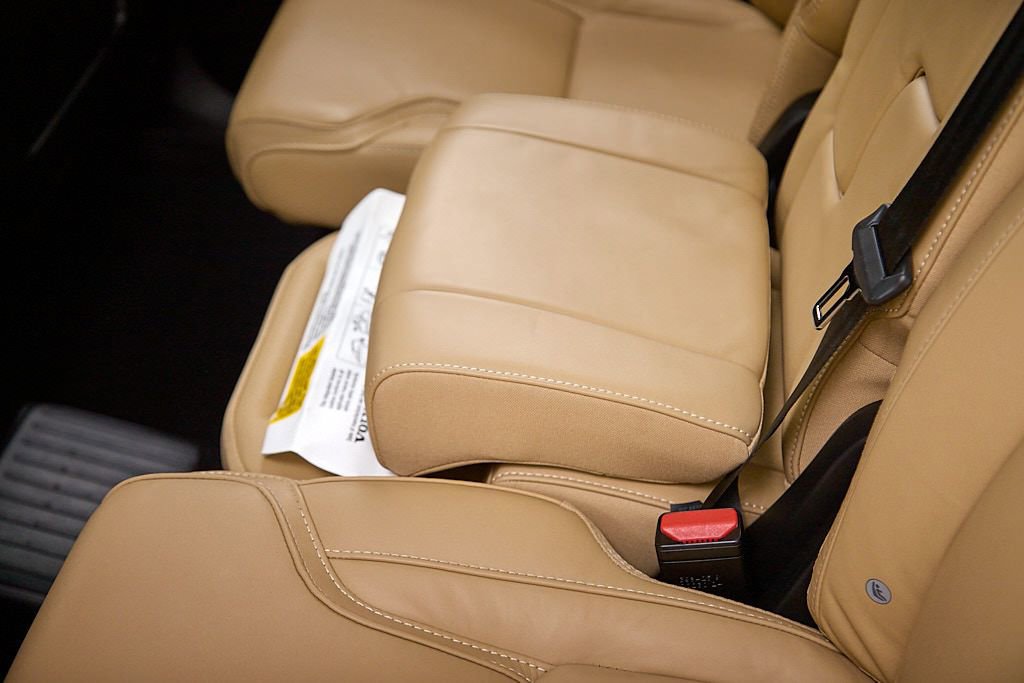 Certified 2023 Volvo XC90 T8 Ultimate w/ Protection Package Premier image 21