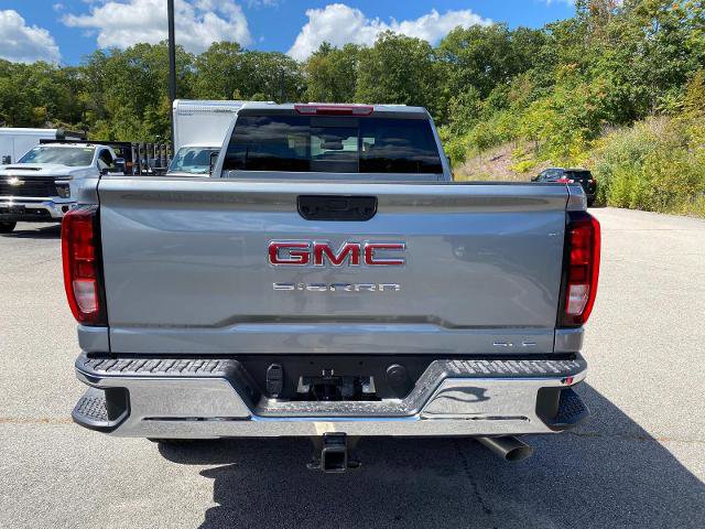 New 2026 GMC Sierra 2500 SLE w/ SLE Value Package; image 4