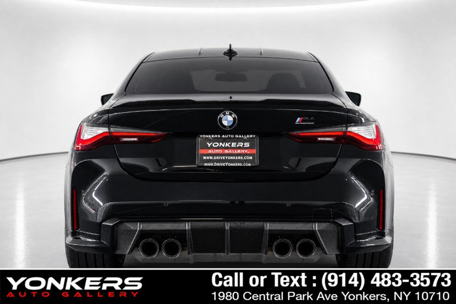 Used 2021 BMW M4 Competition w/ M Carbon Exterior Package RWD image 8