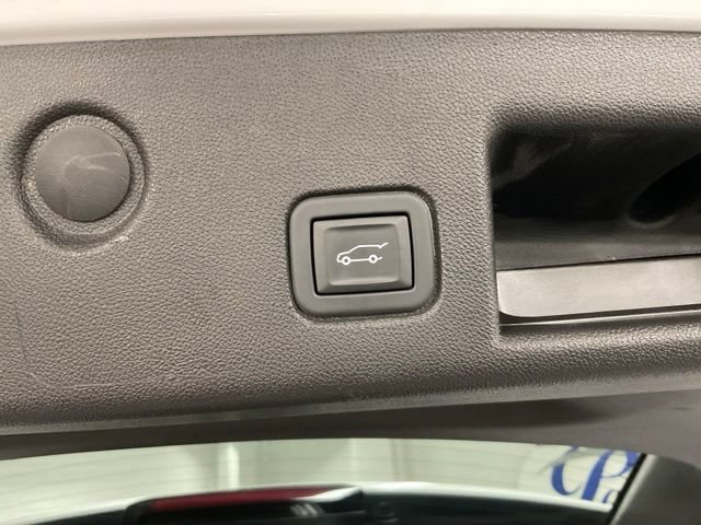 Used 2024 Chevrolet Equinox RS w/ RS Leather Package AWD/4WD image 9