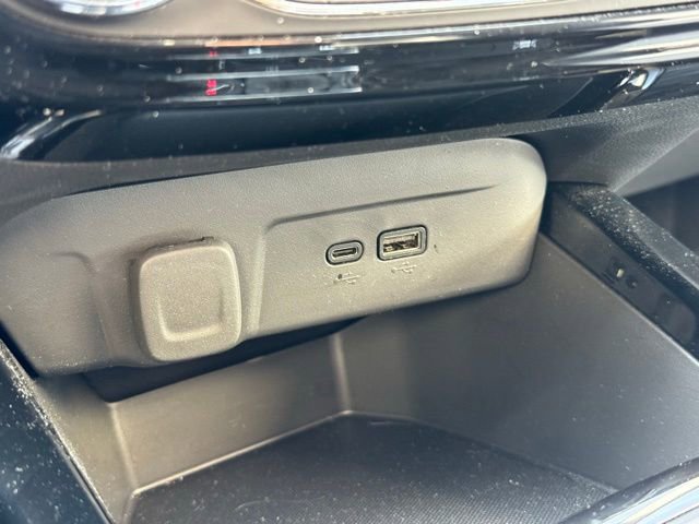 Certified 2024 Chevrolet Trax LT w/ Driver Confidence Package image 13