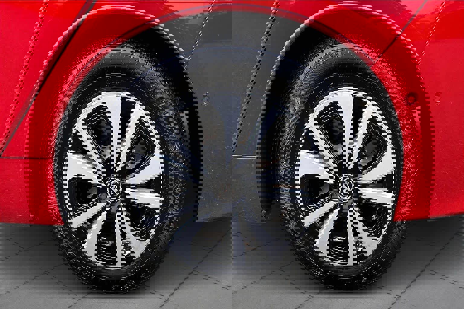 Used 2019 Toyota Prius Prime Advanced image 10