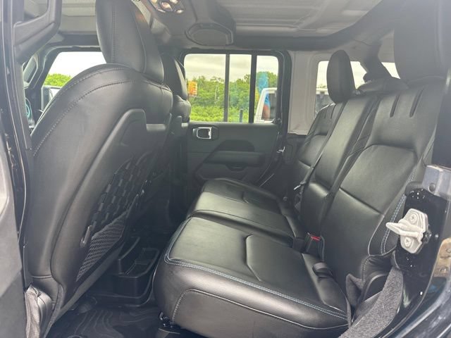 Used 2023 Jeep Wrangler Unlimited Rubicon 4xe w/ Cold Weather Group AWD/4WD image 12