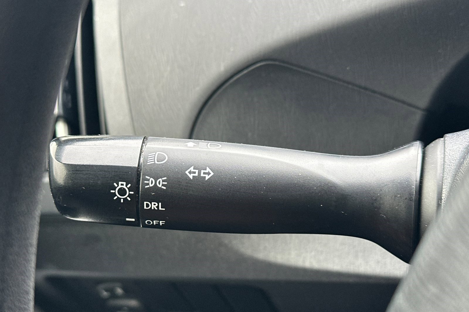 Used 2015 Toyota Prius Two image 31