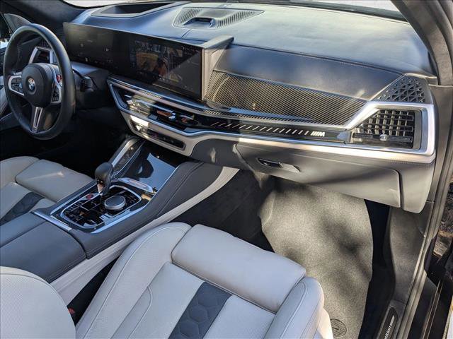 Used 2025 BMW X5 M Competition w/ Executive Package image 22