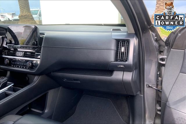 Used 2023 Nissan Pathfinder SL w/ SL Premium Package FWD image 16