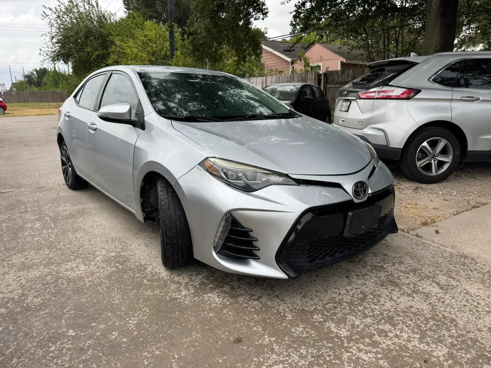 Used 2017 Toyota Corolla SE FWD image 4