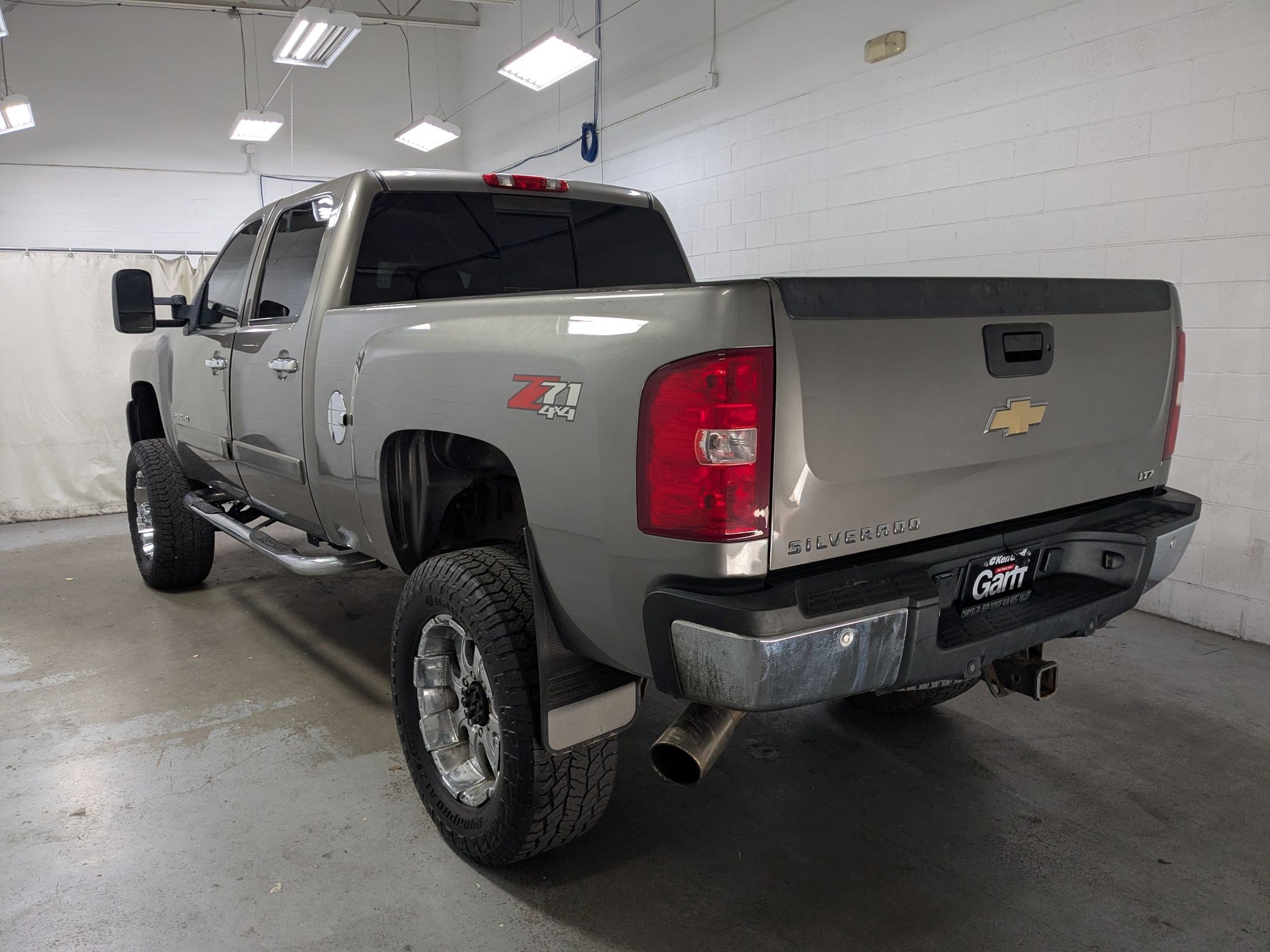 Used 2008 Chevrolet Silverado 2500 LTZ w/ Safety Package AWD/4WD image 9