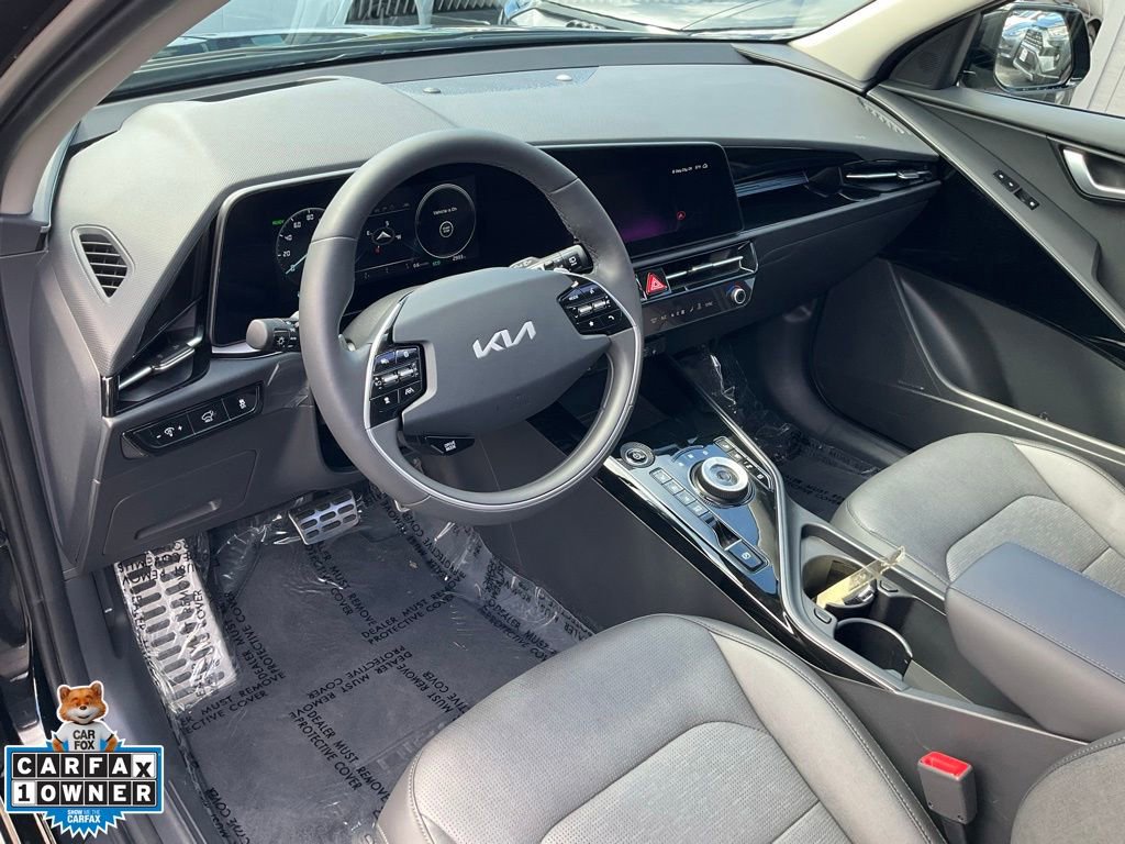 Used 2025 Kia Niro Wave FWD image 6