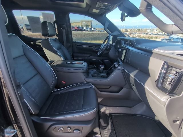 Used 2022 GMC Sierra 1500 AT4X image 33