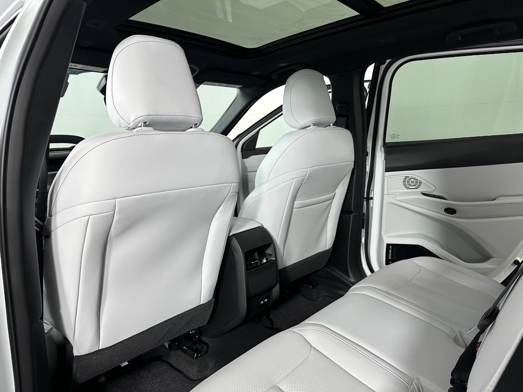 New 2026 Jeep Cherokee Limited image 23