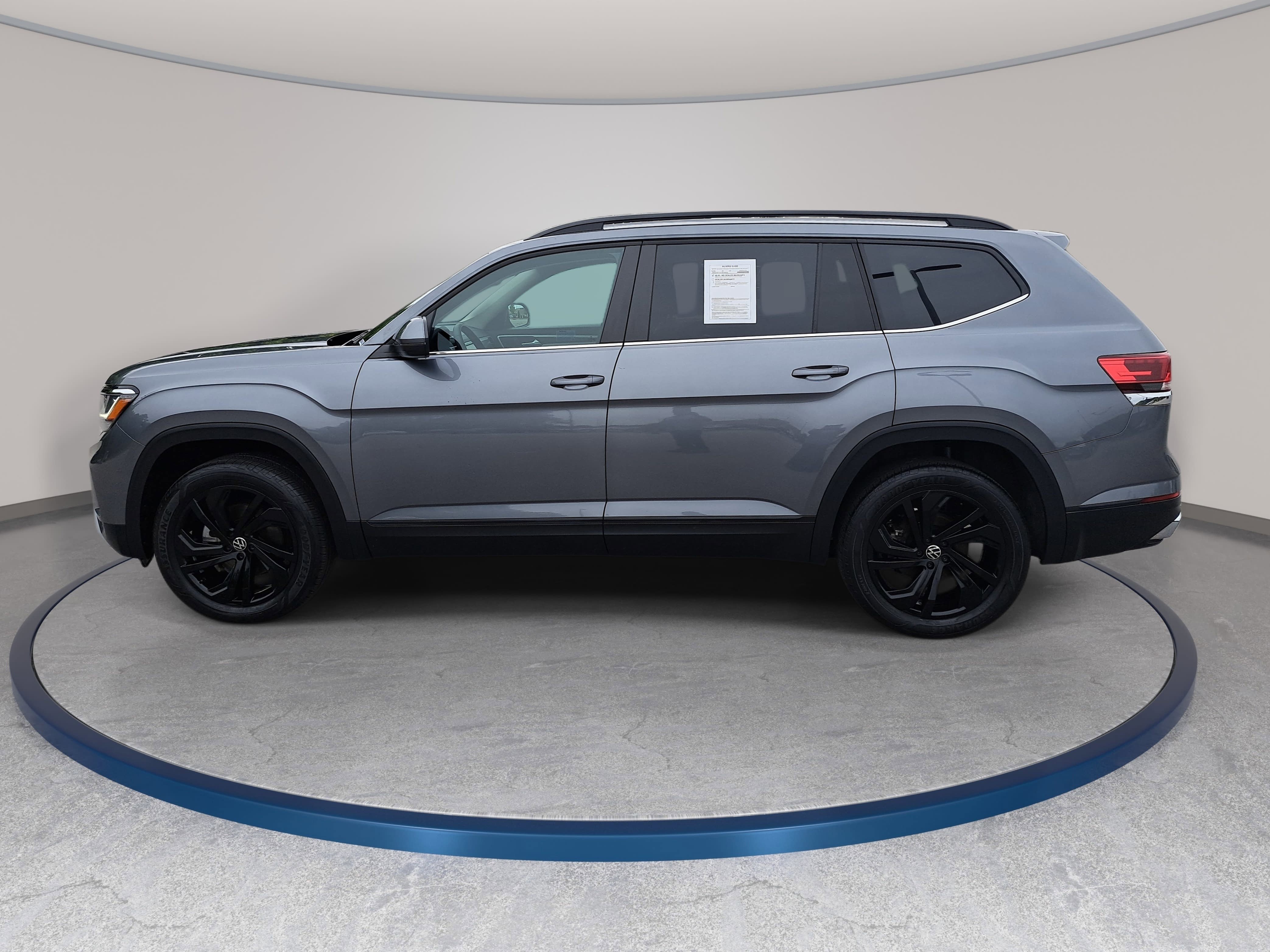 Certified 2023 Volkswagen Atlas SE w/ Black Wheel Package AWD/4WD image 8