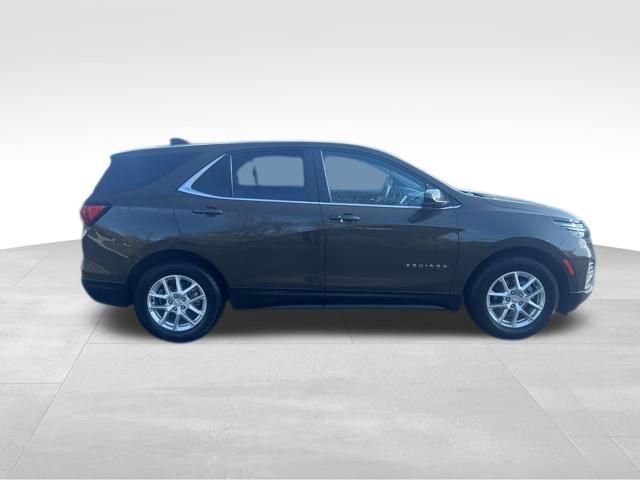 Used 2023 Chevrolet Equinox LT image 6