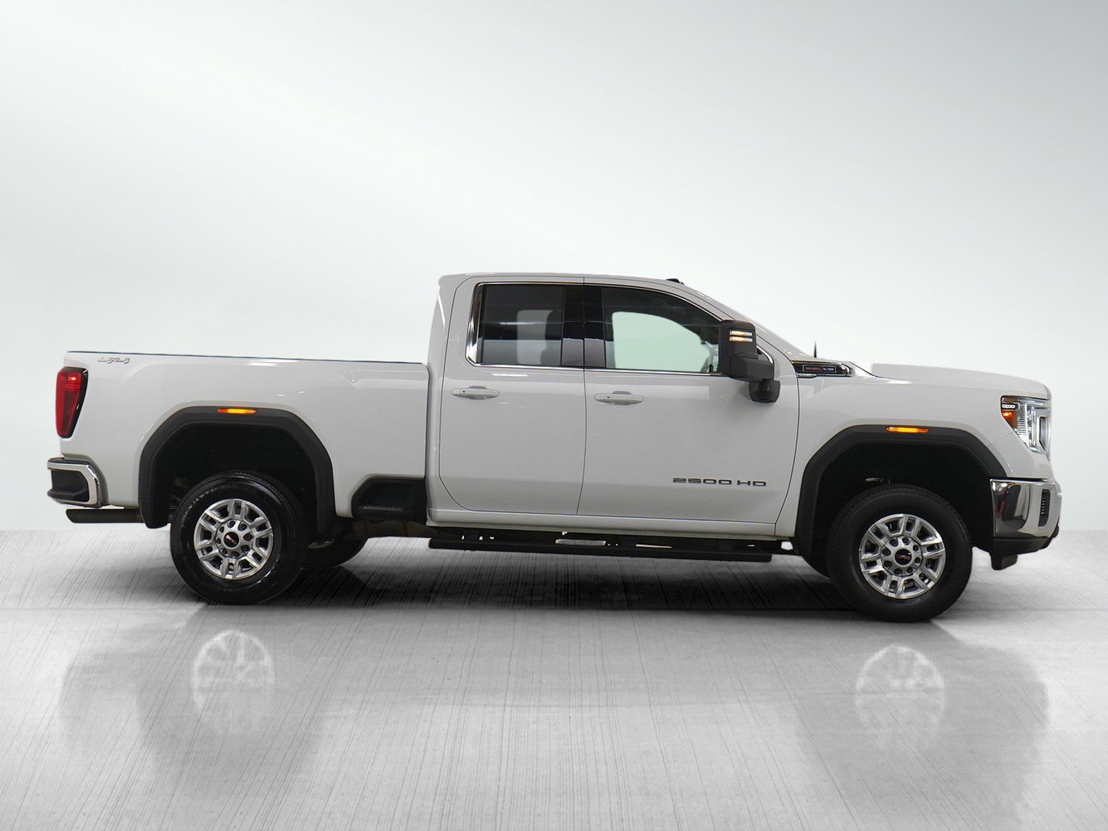 Used 2023 GMC Sierra 2500 SLE w/ SLE Convenience Package image 6