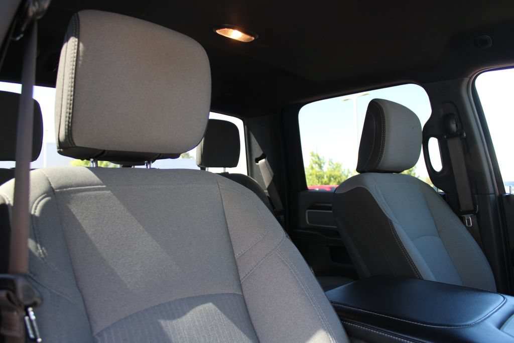 Used 2022 RAM 2500 Big Horn AWD/4WD image 18