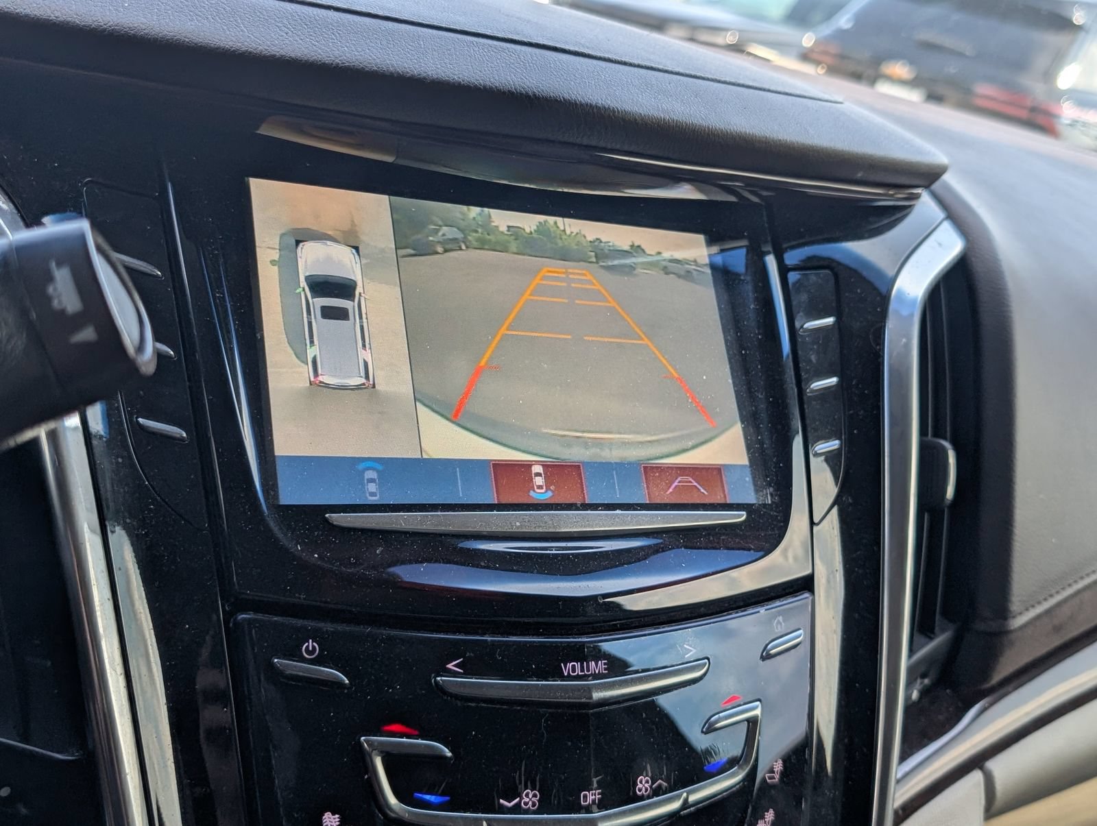 Used 2017 Cadillac Escalade Luxury AWD/4WD image 11