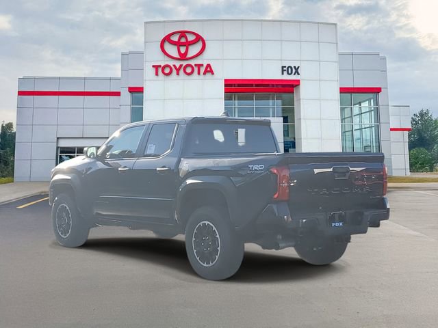 Used 2025 Toyota Tacoma TRD Off-Road image 3