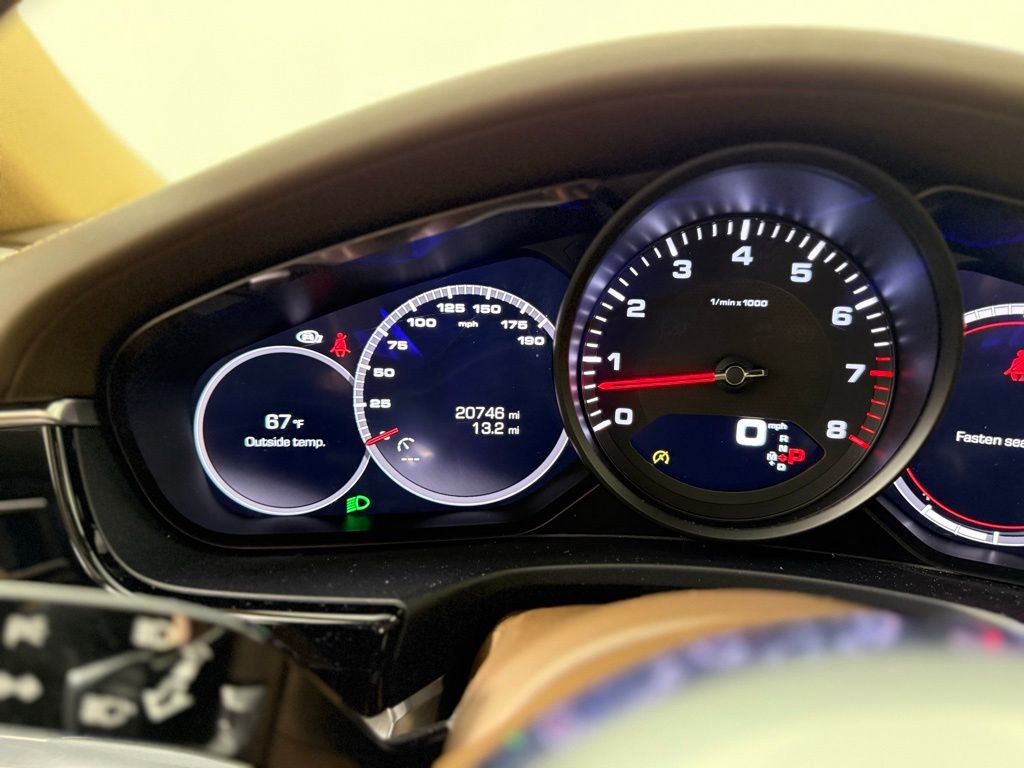 Certified 2019 Porsche Panamera 4 image 23