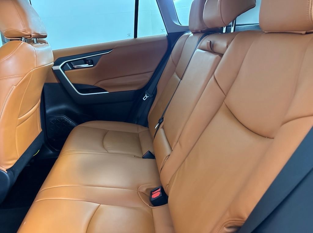 Certified 2025 Toyota RAV4 XLE w/ Convenience Package image 29