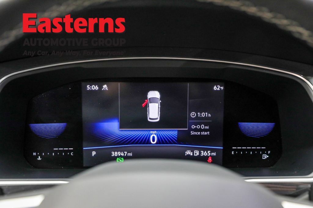 Used 2023 Volkswagen Tiguan SE image 17