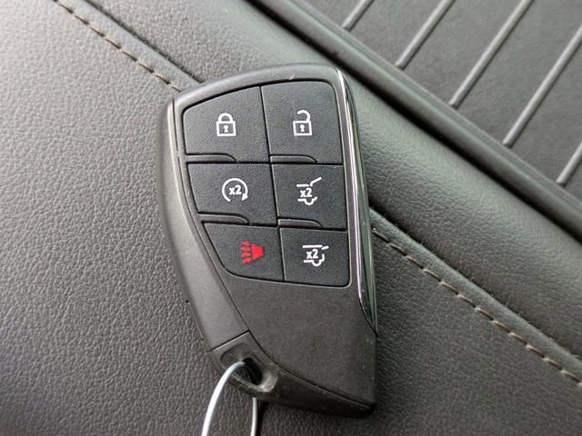 Used 2021 Chevrolet Suburban High Country image 35