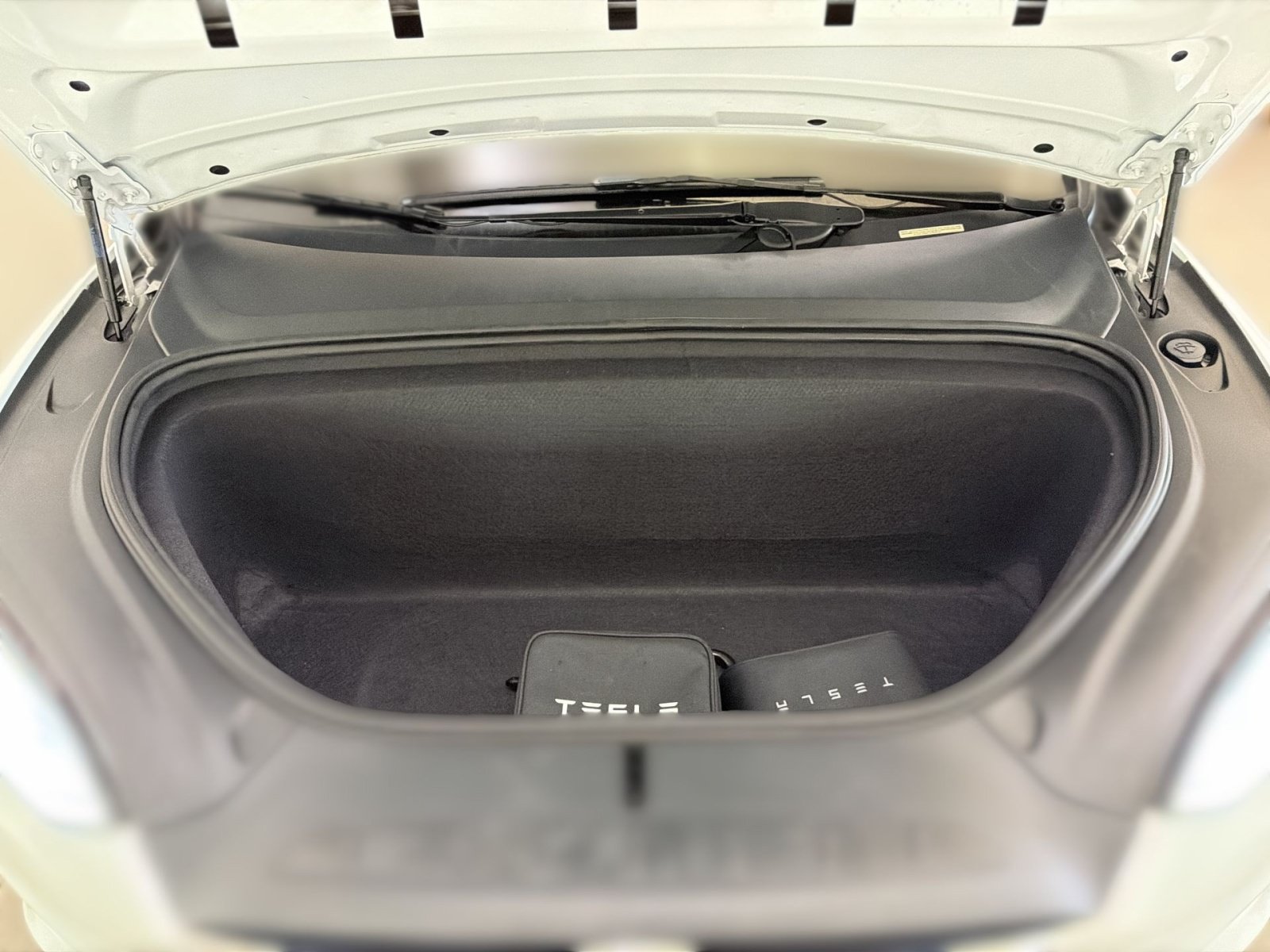 Used 2021 Tesla Model X Long Range AWD/4WD image 30