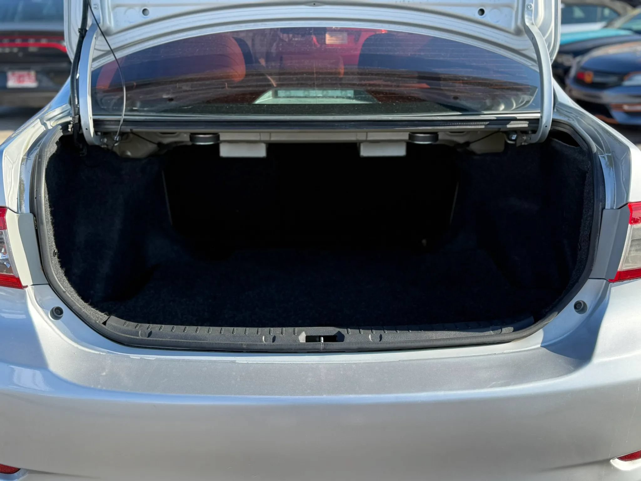 Used 2012 Toyota Corolla L FWD image 5