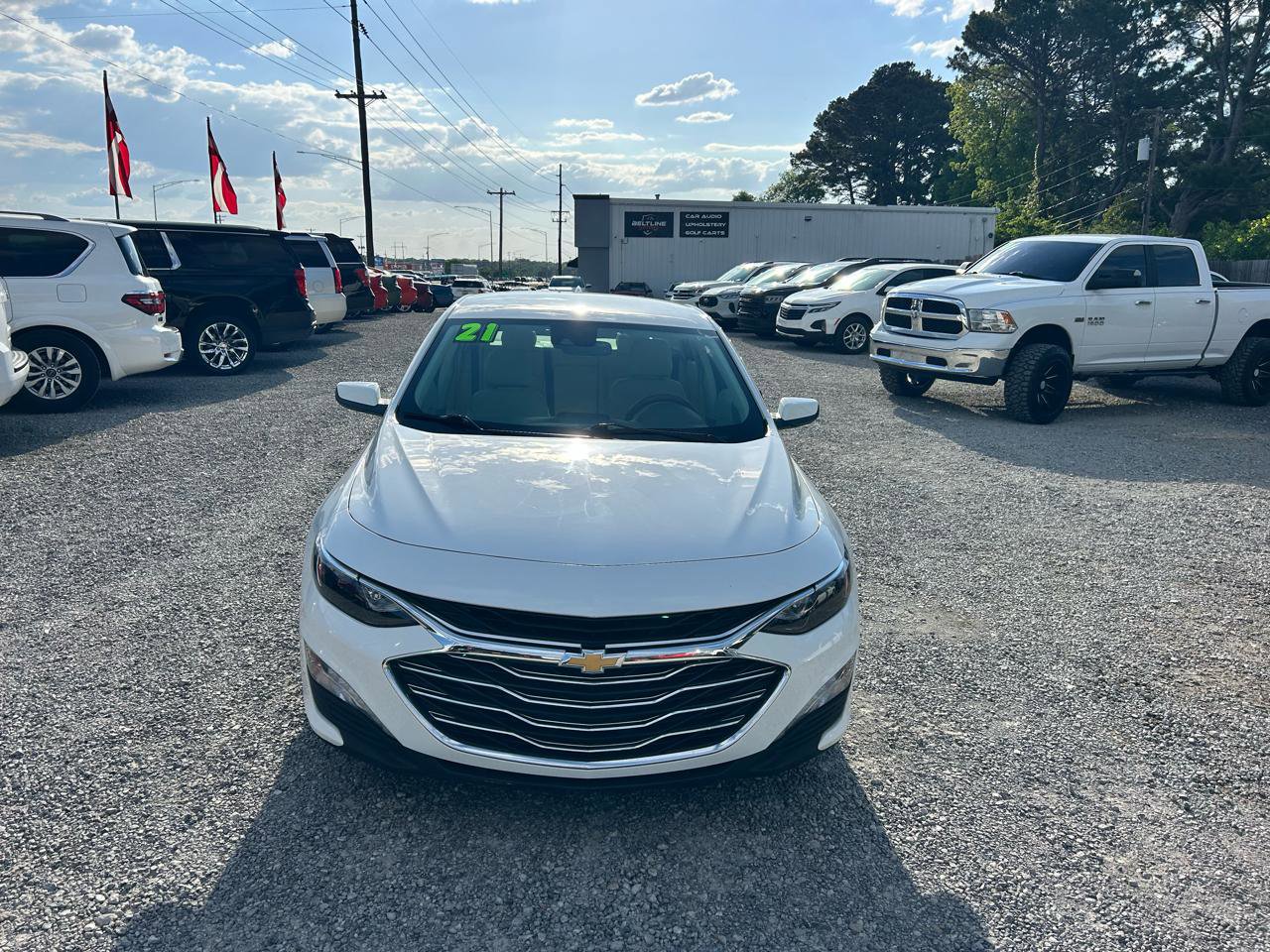 Used 2021 Chevrolet Malibu LT w/ Leather Package FWD image 16