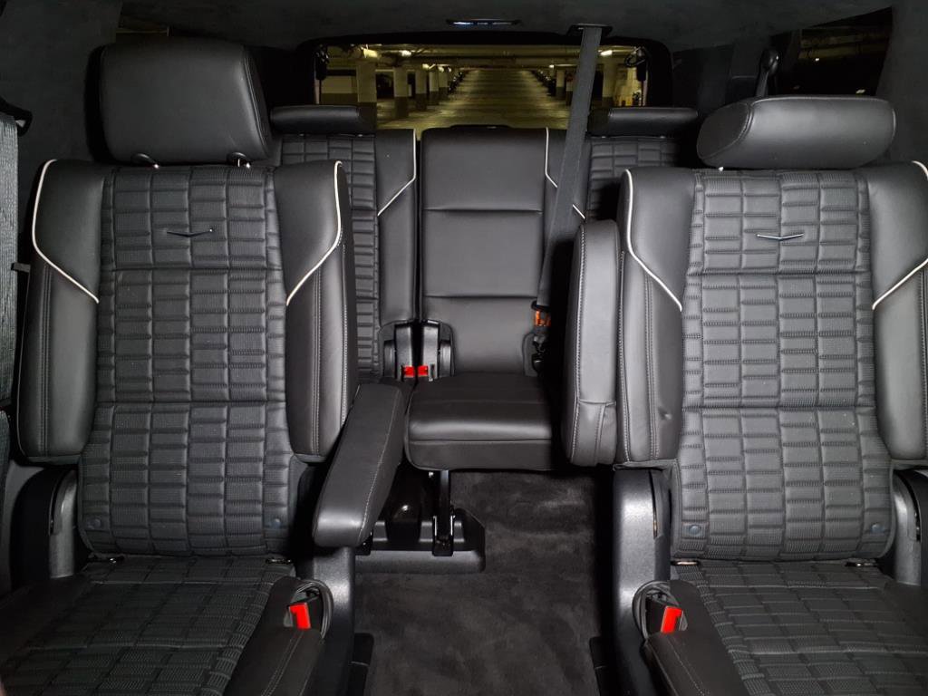 Used 2023 Cadillac Escalade V image 17