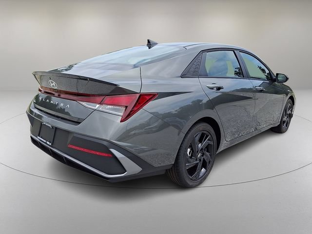 New 2026 Hyundai Elantra Sport FWD image 7