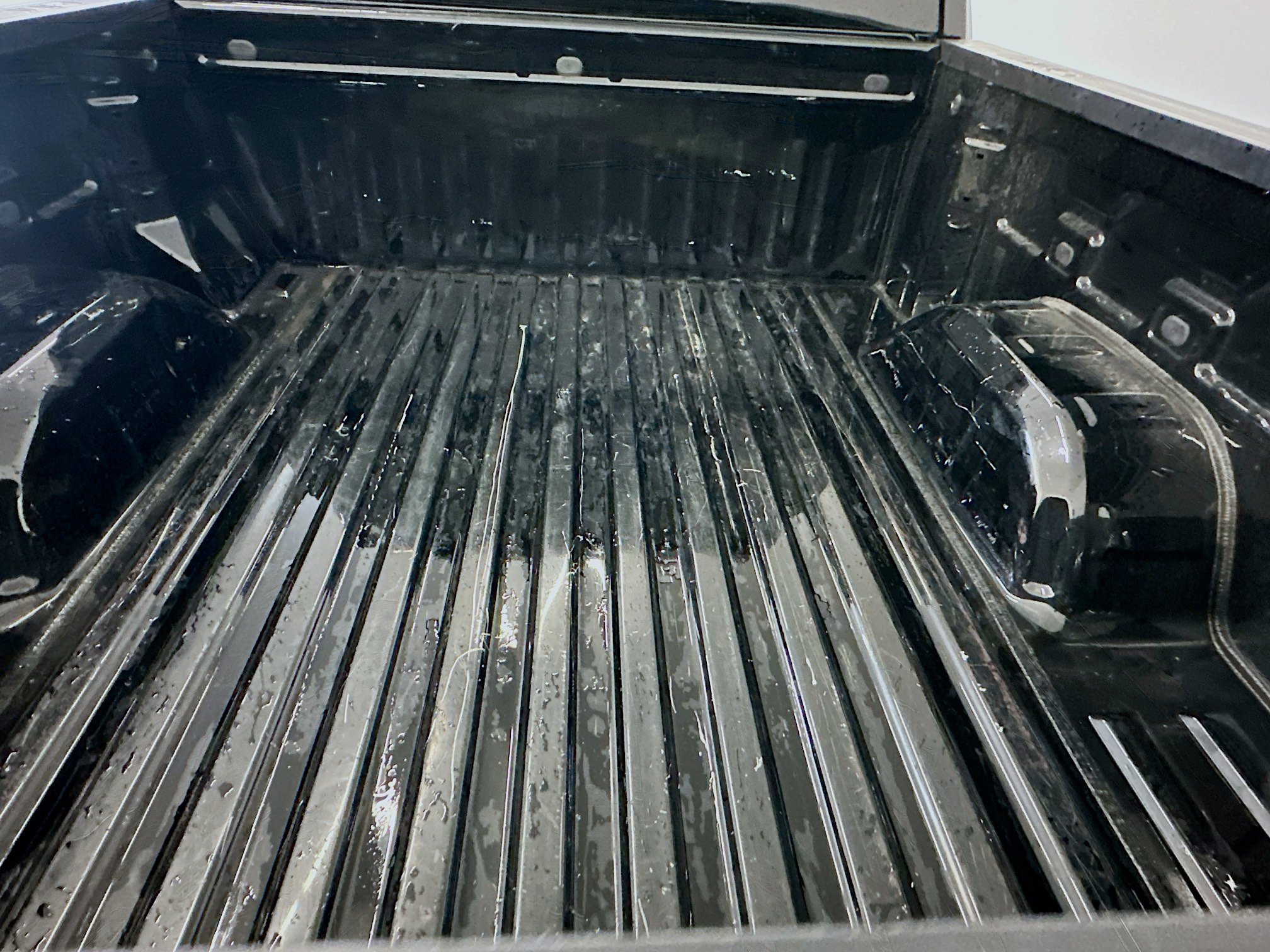 Used 2024 GMC Sierra 1500 Elevation image 30