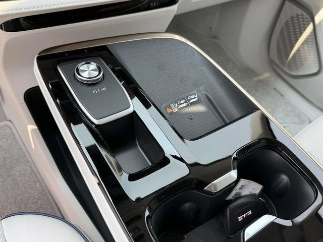 New 2026 Buick Enclave Avenir w/ Super Cruise Package AWD/4WD image 18