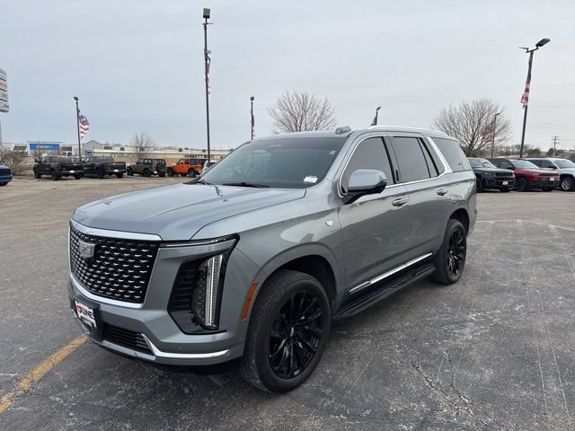 Used 2025 Cadillac Escalade Premium Luxury AWD/4WD image 6